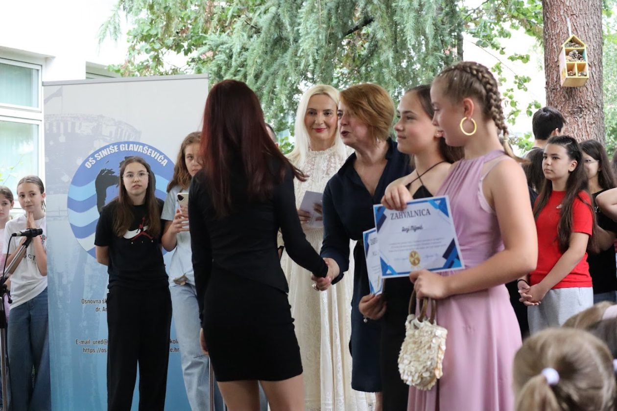 OŠ Siniše Glavaševića Vukovar OŠ Siniše Glavaševića Vukovar