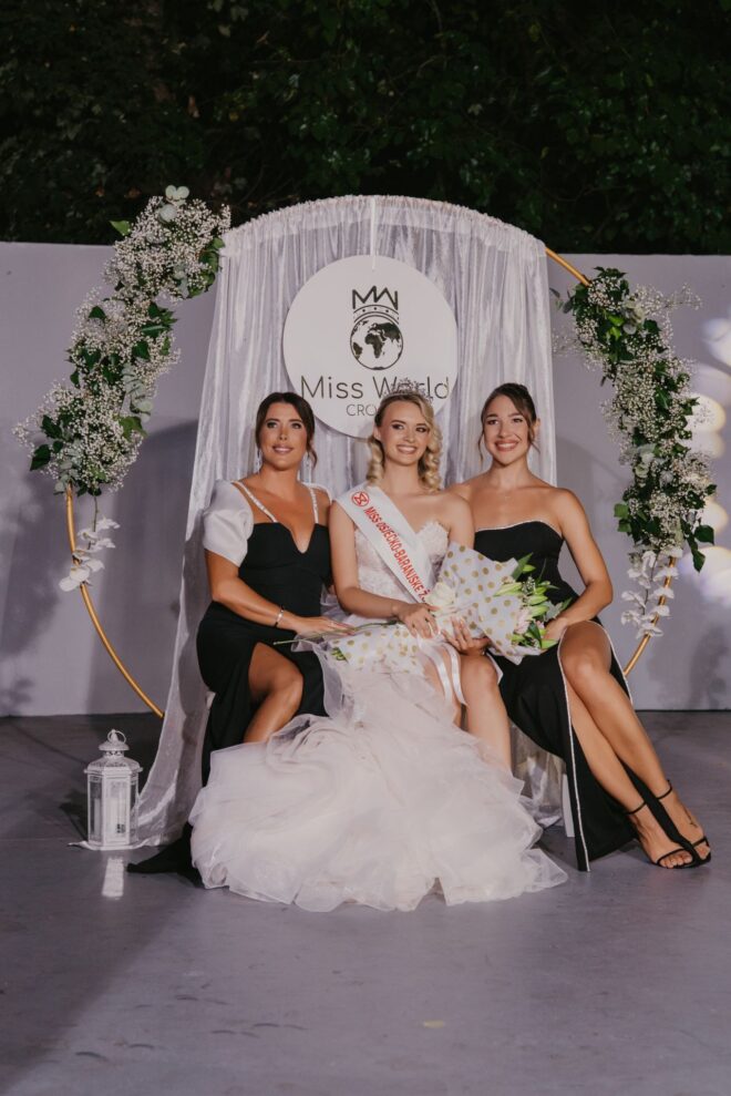 Iva Loparić Kontek, Miss i Lucija Begić