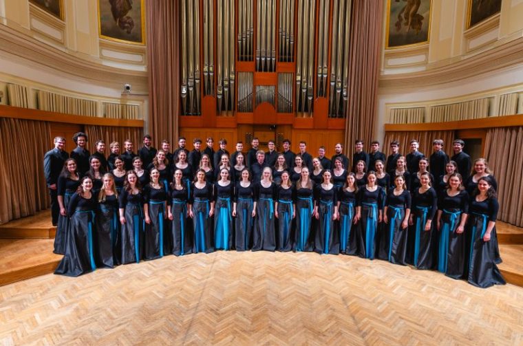 Komorni zbor Megaron Komorni zbor Megaron