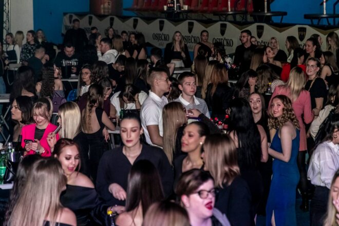 Studentska brucošijada uz koncert Nataše Bekvalac