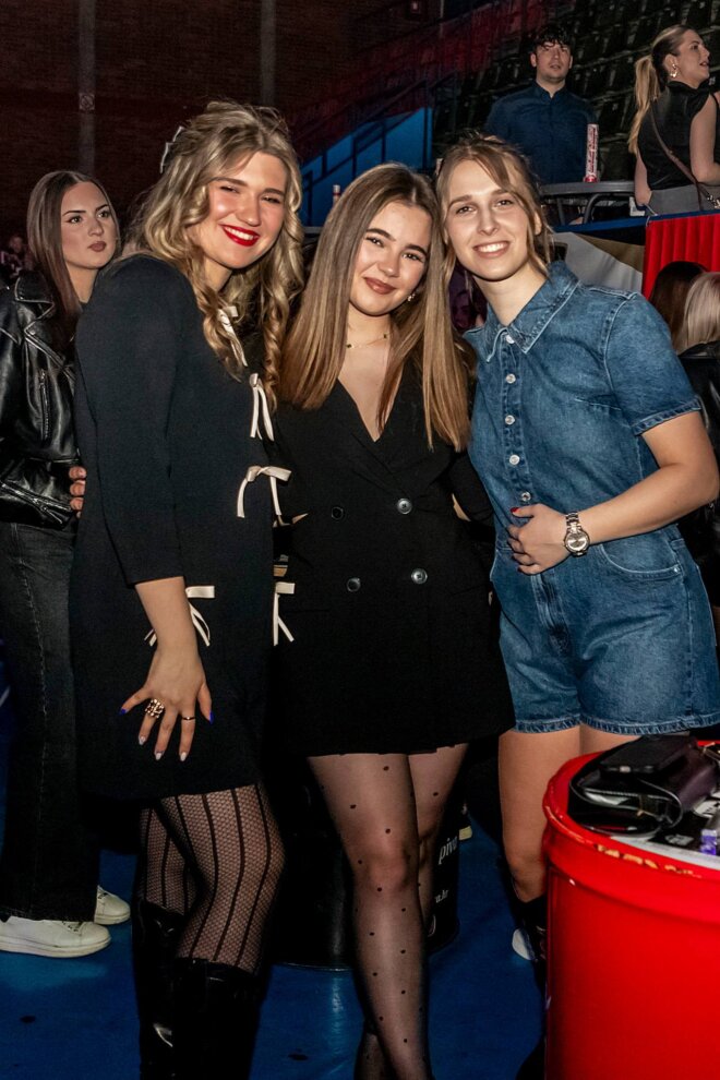 Studentska brucošijada uz koncert Nataše Bekvalac