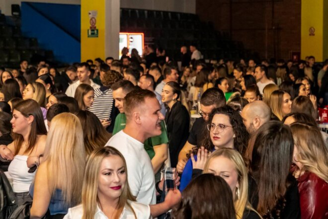 Studentska brucošijada uz koncert Nataše Bekvalac