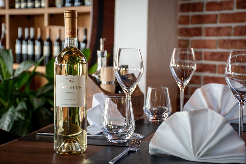 Naslovna fotografija – 1