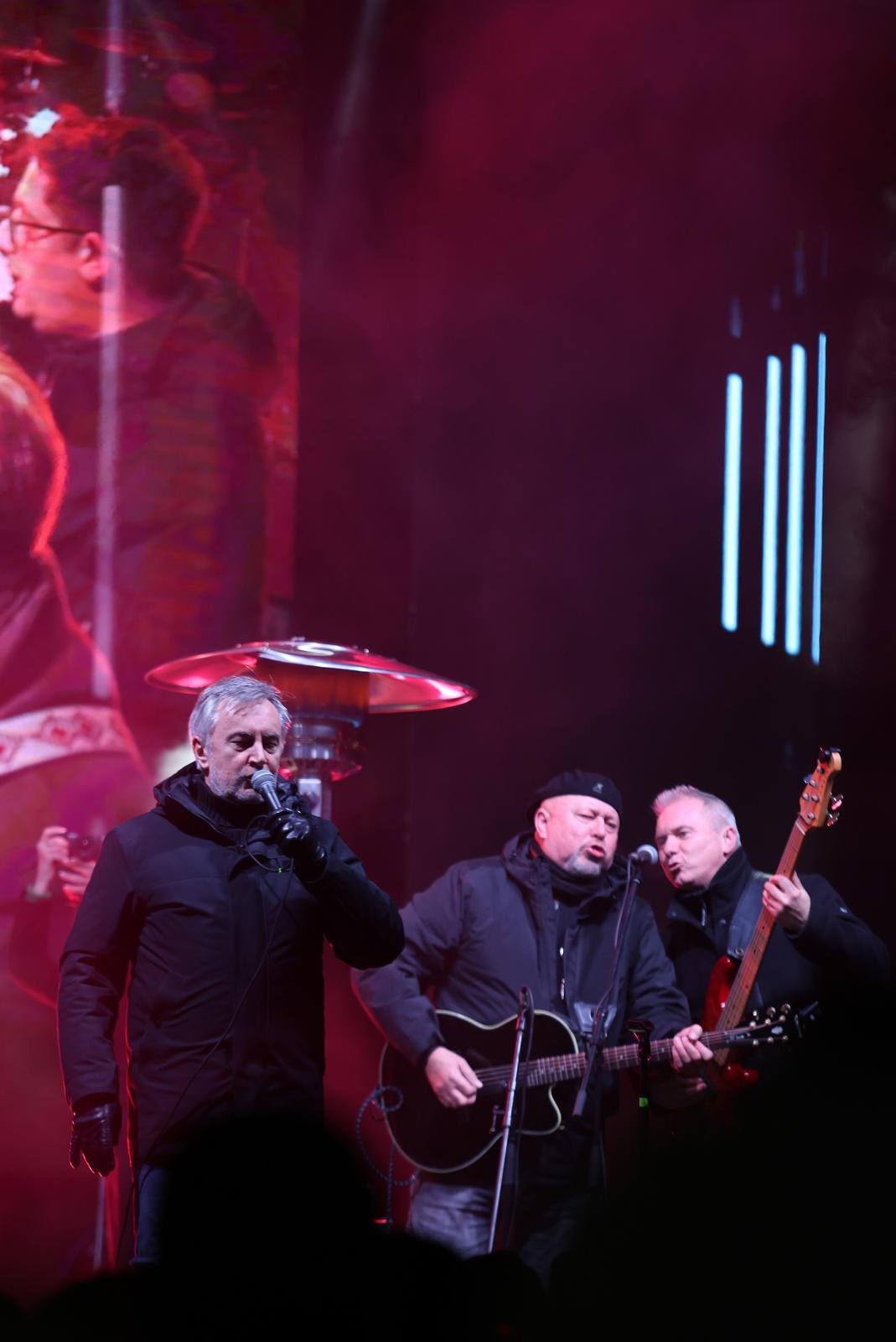 PXL_010126_144112530