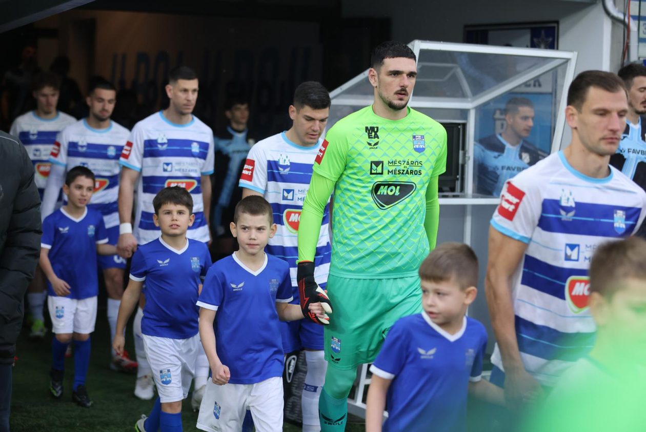 Osijek i Rijeka sastali se u 20. kolu SuperSport HNL-a Osijek i Rijeka sastali se u 20. kolu SuperSport HNL-a