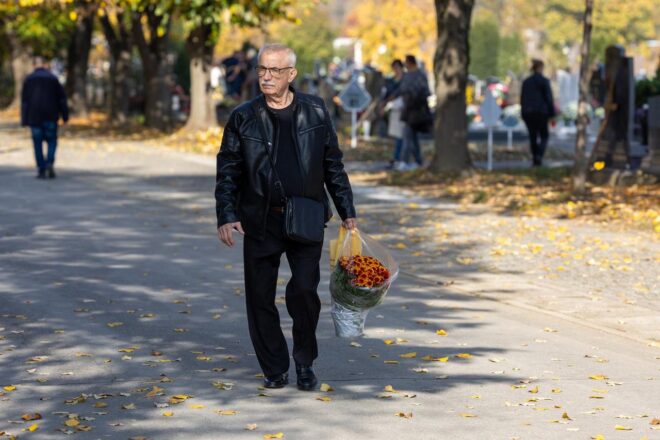 Svi sveti na osječkim grobljima 2024.