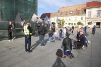 Osijek: Molitelji krunice ispred osječke konkatedrale