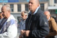 Osijek: Molitelji krunice ispred osječke konkatedrale