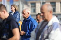 Osijek: Molitelji krunice ispred osječke konkatedrale