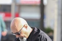 Osijek: Molitelji krunice ispred osječke konkatedrale