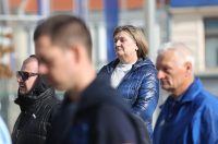 Osijek: Molitelji krunice ispred osječke konkatedrale