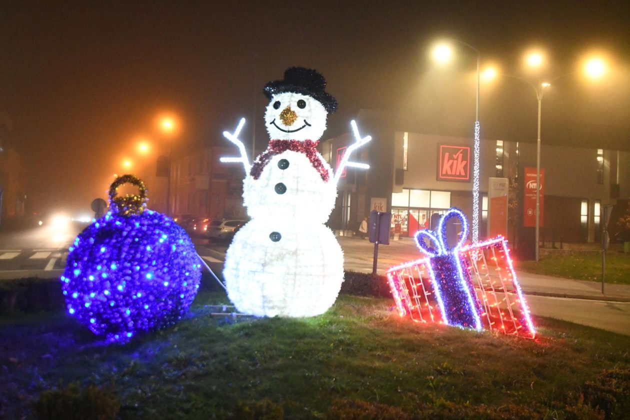 Advent u Slatini 2025. Advent u Slatini 2025.