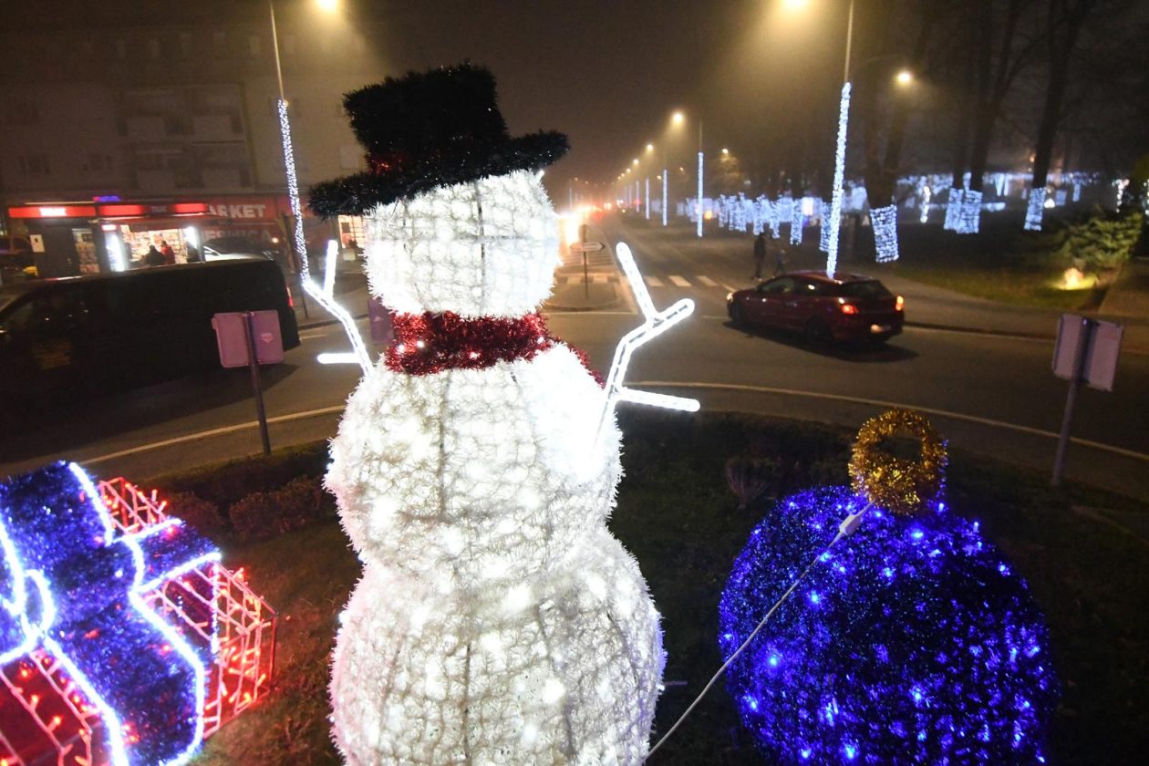 Advent u Slatini 2025. Advent u Slatini 2025.