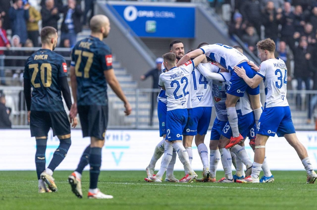 NK Osijek – GNK Dinamo 2:1 NK Osijek – GNK Dinamo 2:1