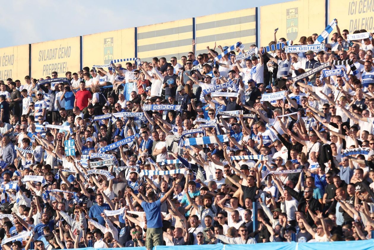 Stadion Gradski vrt: HNK Vukovar 1991 – NK Osijek