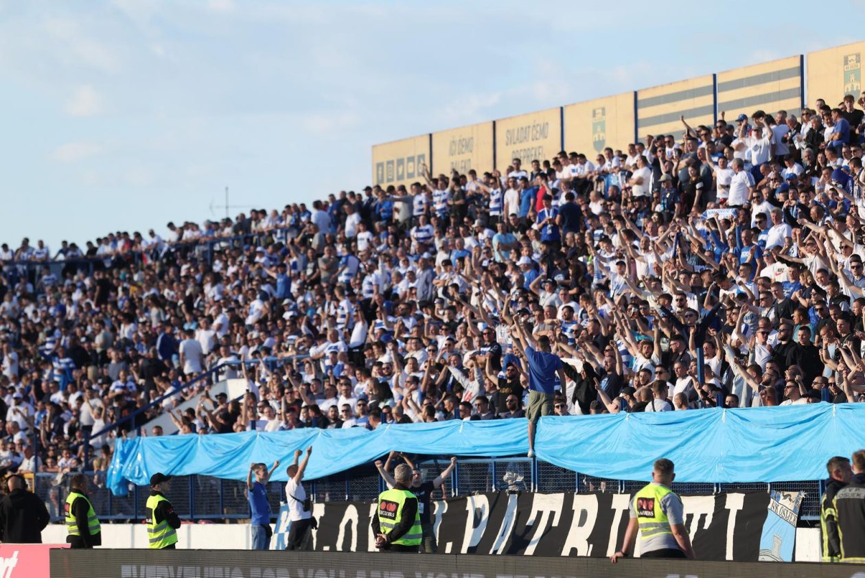Stadion Gradski vrt: HNK Vukovar 1991 – NK Osijek