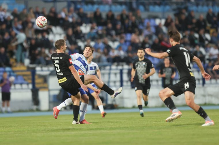 Stadion Gradski vrt: HNK Vukovar 1991 – NK Osijek