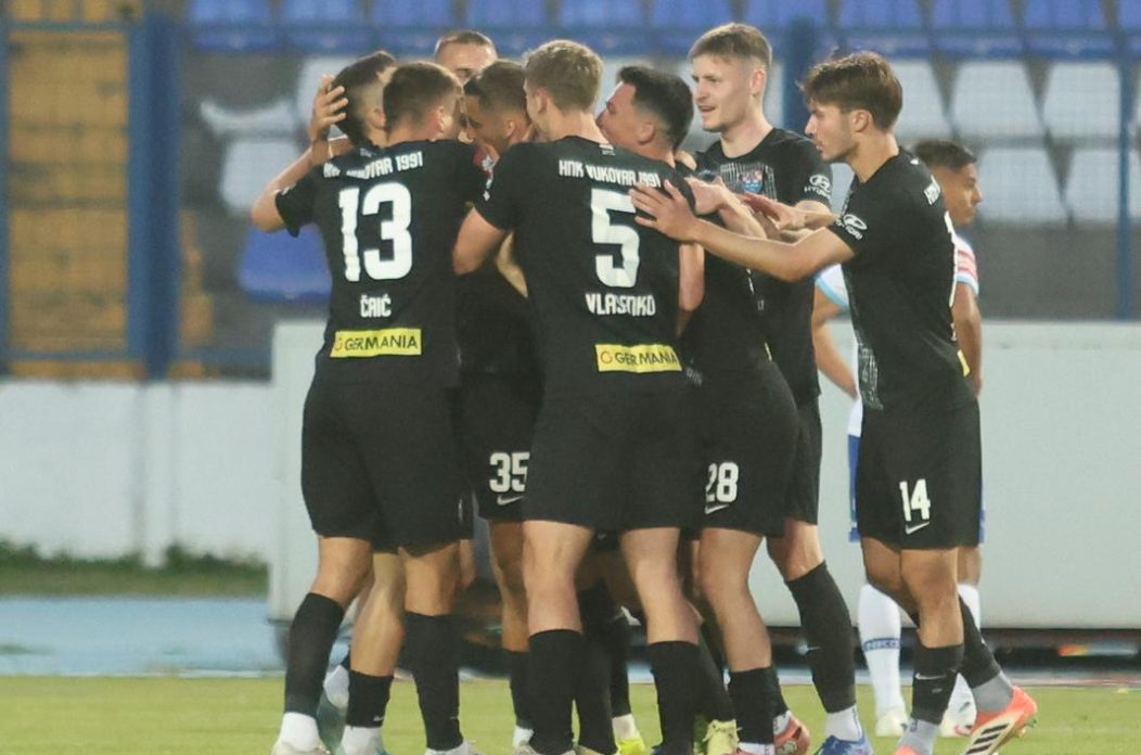 Osijek: Susret Osijeka i Vukovara u 33. kolu SuperSport HNL-a Osijek: Susret Osijeka i Vukovara u 33. kolu SuperSport HNL-a
