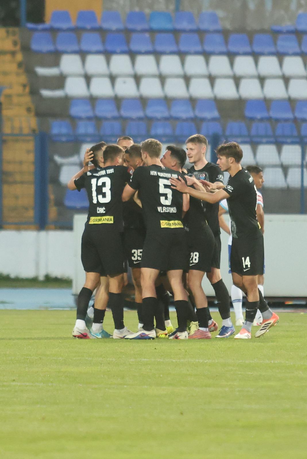 Osijek: Susret Osijeka i Vukovara u 33. kolu SuperSport HNL-a