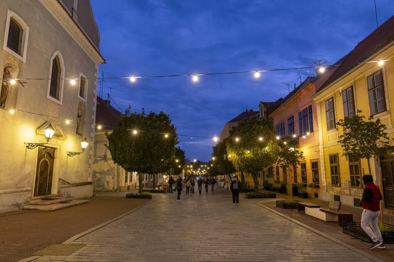 HeadOnEast 2025. prvi dan