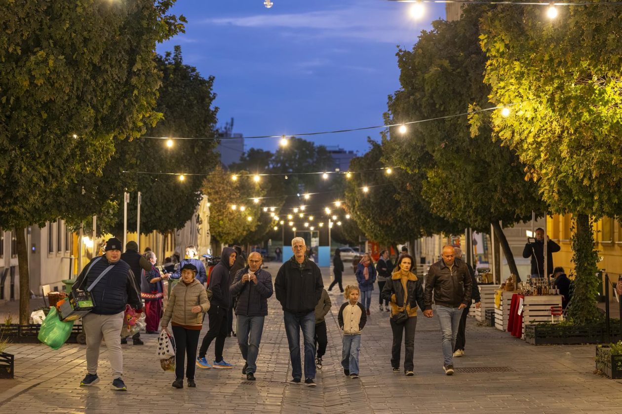 HeadOnEast 2025. prvi dan