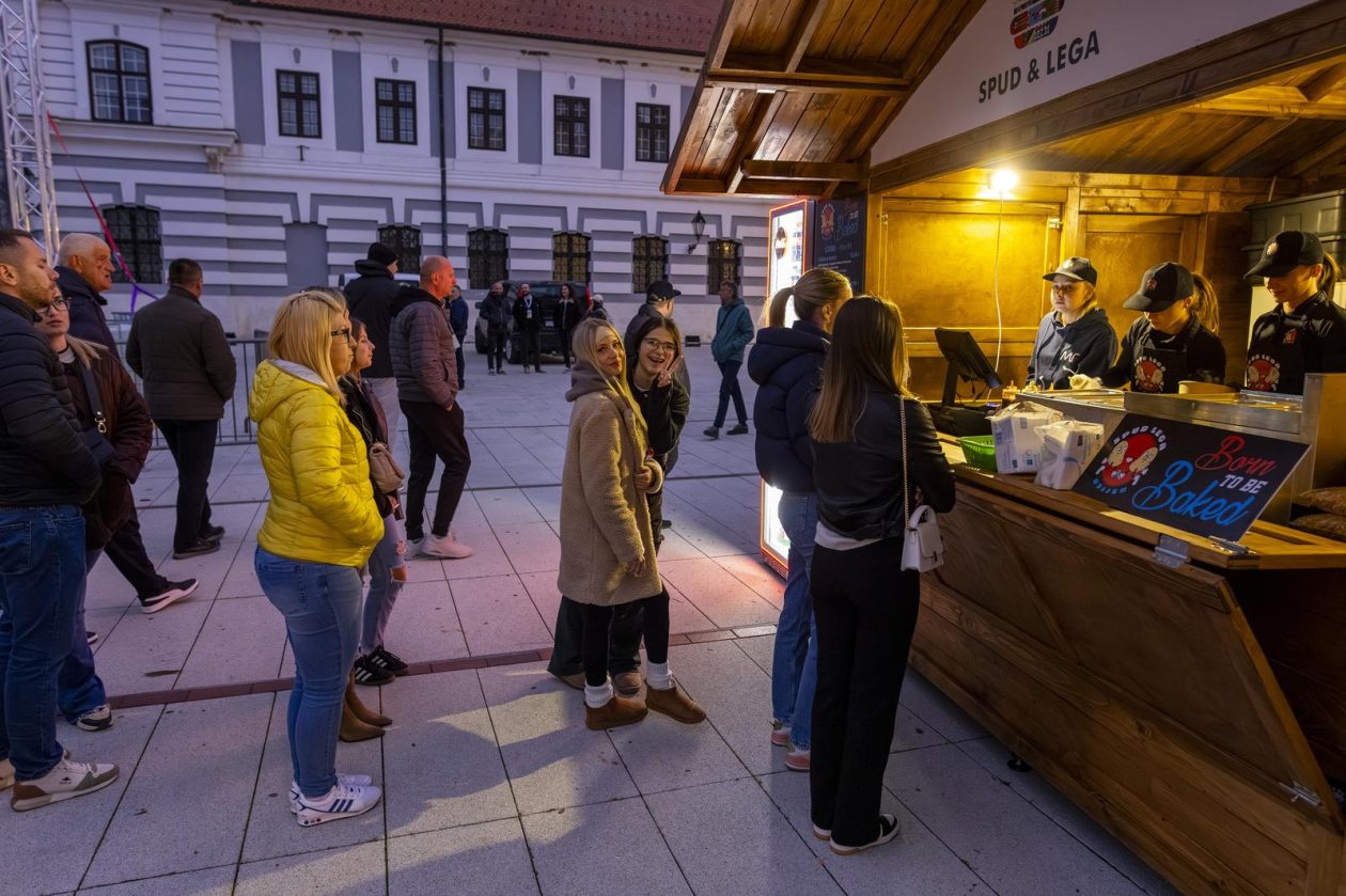 HeadOnEast 2025. prvi dan