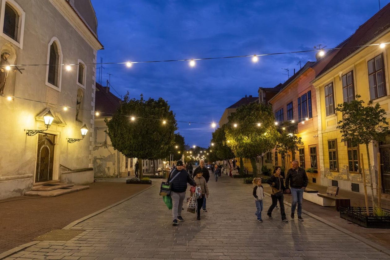 HeadOnEast 2025. prvi dan