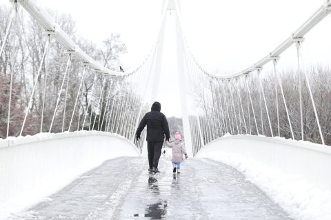 snijeg pješački most zima snijeg pješački most zima