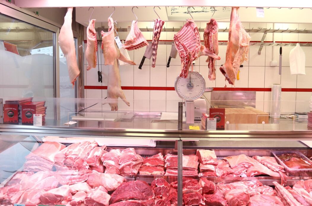 mesnica meso mesnica meso