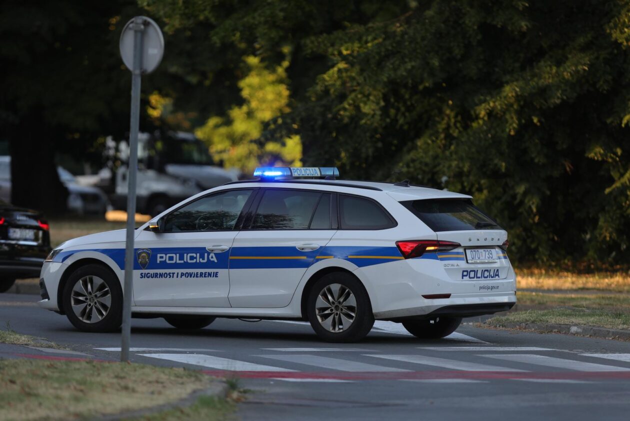 Osijek: Sudar vatrogasnog kamiona i automobila u Vukovarskoj ulici