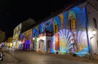 Osijek : U sklopu HeadOnEast festivala osvjetljena pročelja osječke Tvrđe.