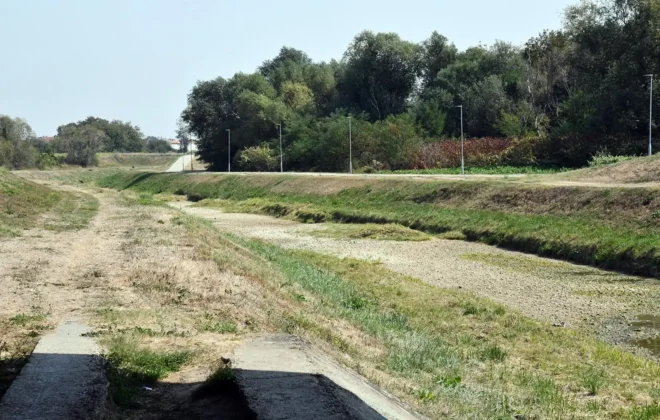 Presušila rijeka Orljava u Požegi 2024.