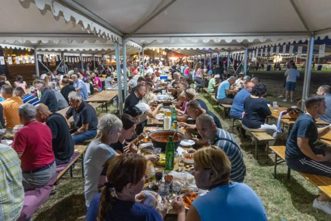 PXL_060924_120200016