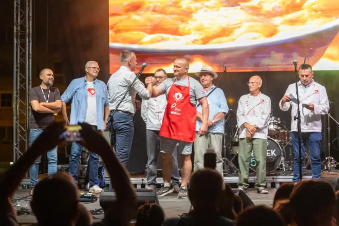 PXL_060924_120200022