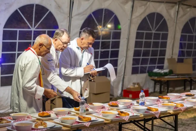 PXL_060924_120200028