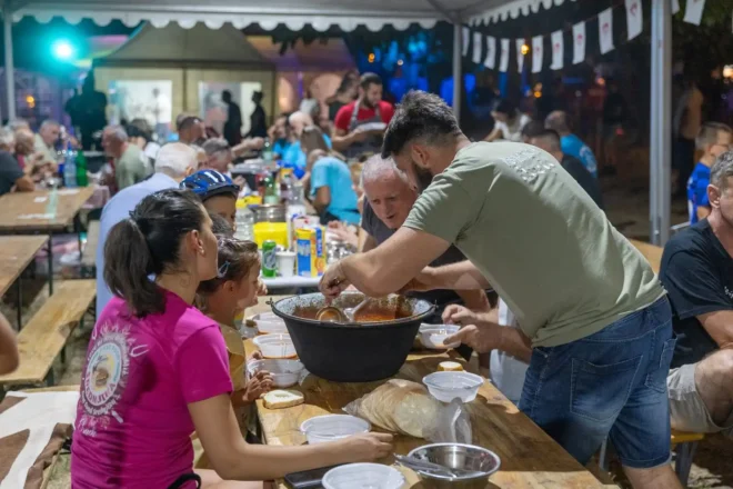 PXL_060924_120200081