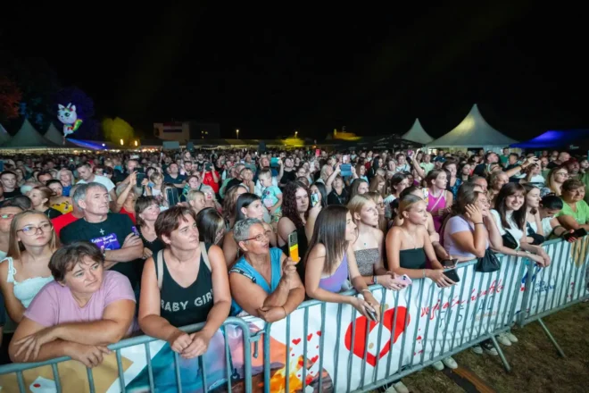 PXL_060924_120200145