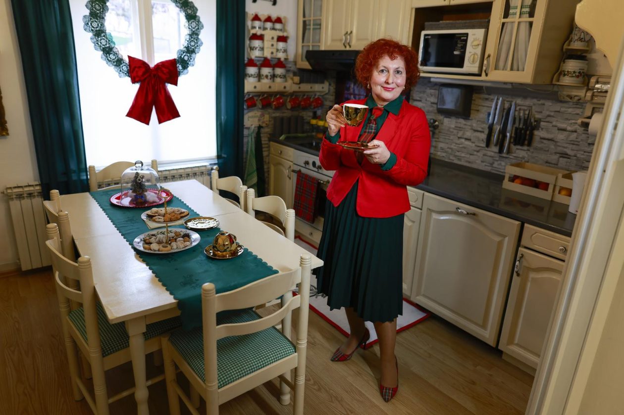 Osijek: Snježana Seleš samostalno izrađuje ukrase za svoju kuću