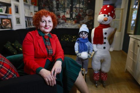 Osijek: Snježana Seleš samostalno izrađuje ukrase za svoju kuću