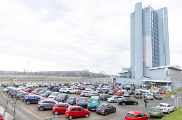 parking parkiralište automobili