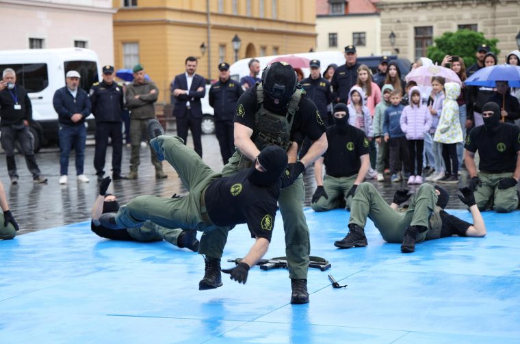 Policijska prezentacija u Tvrđi