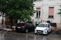 Vjetar srušio skelu glavne pošte u Osijeku
