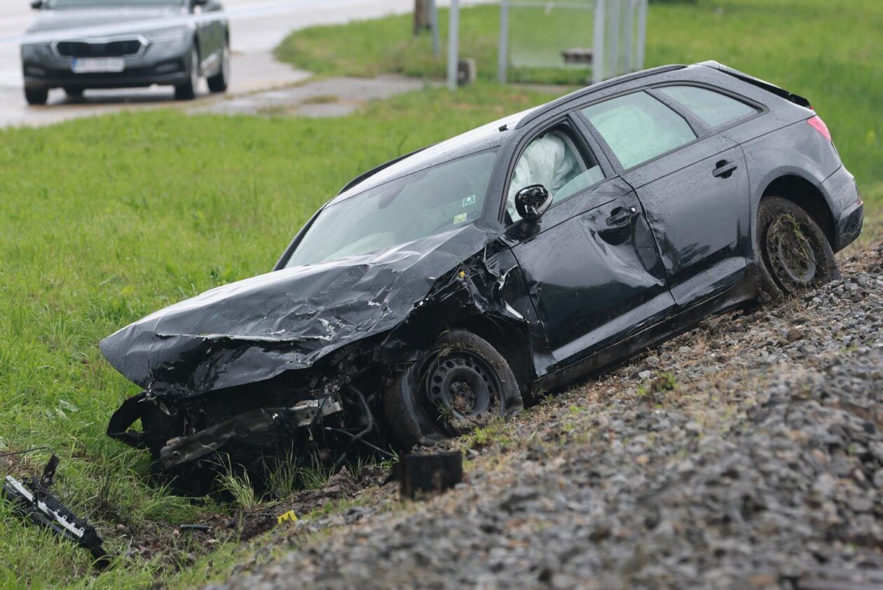 Teška prometna nesreća u Županji Teška prometna nesreća u Županji