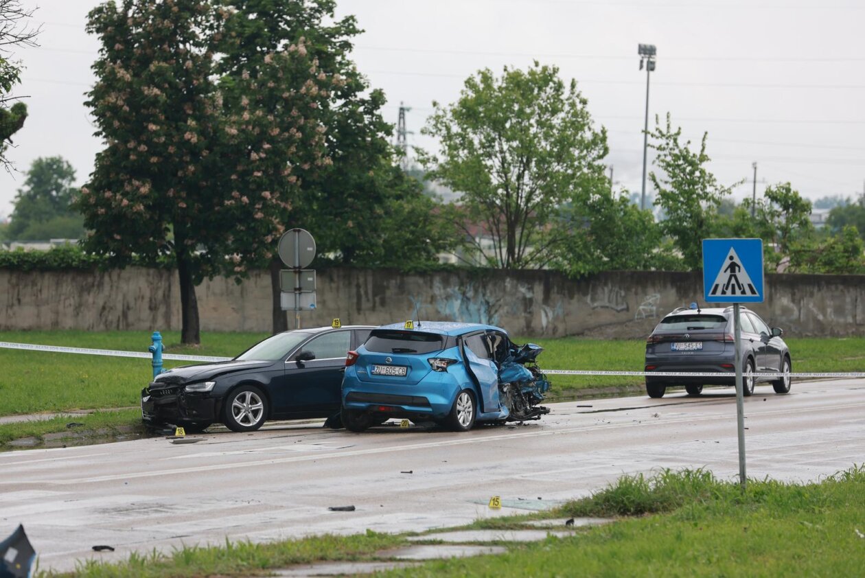Teška prometna nesreća u Županji Teška prometna nesreća u Županji