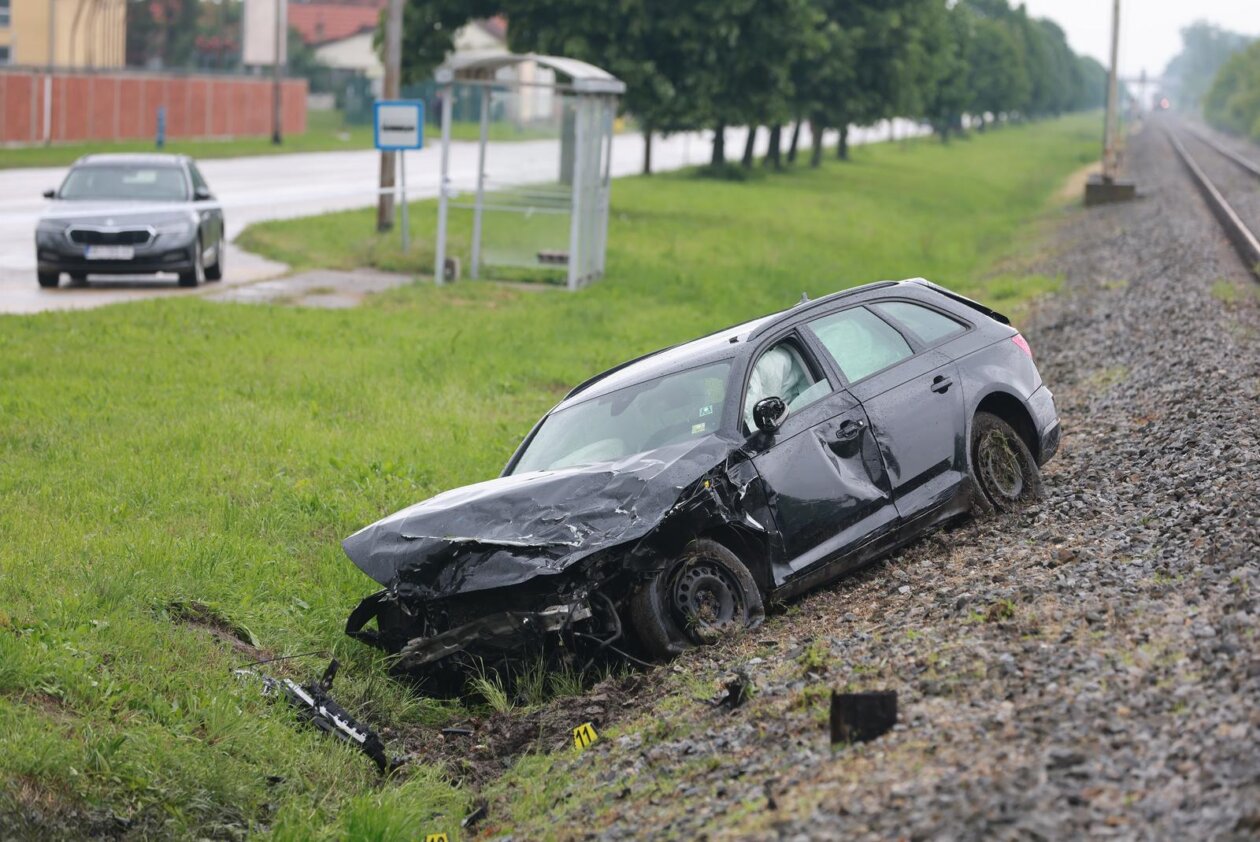 Teška prometna nesreća u Županji Teška prometna nesreća u Županji