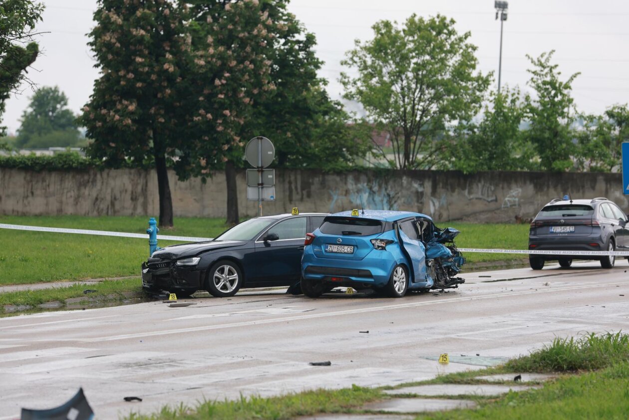 Teška prometna nesreća u Županji Teška prometna nesreća u Županji