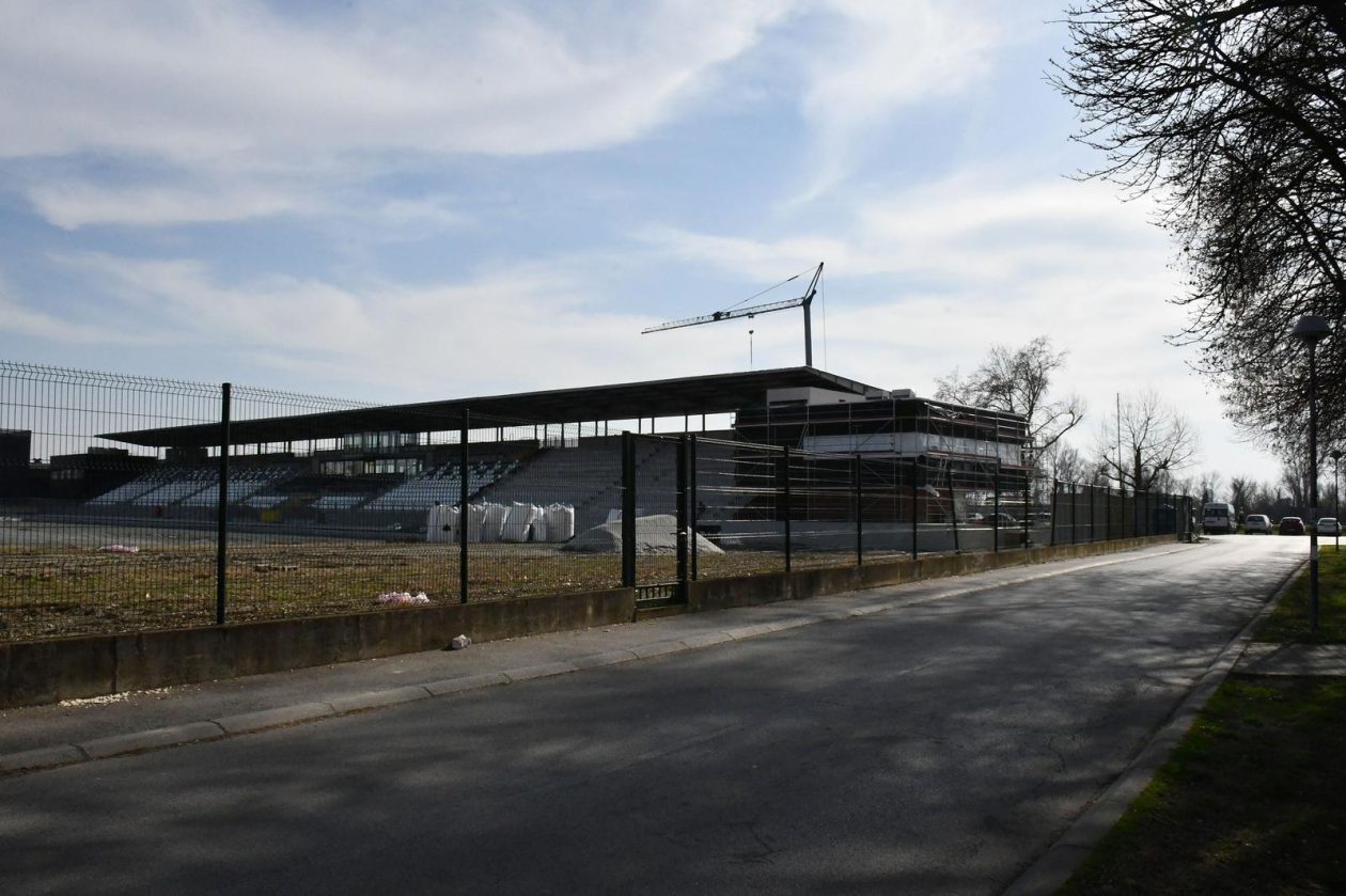 Radovi na južnoj tribini stadiona kraj save
