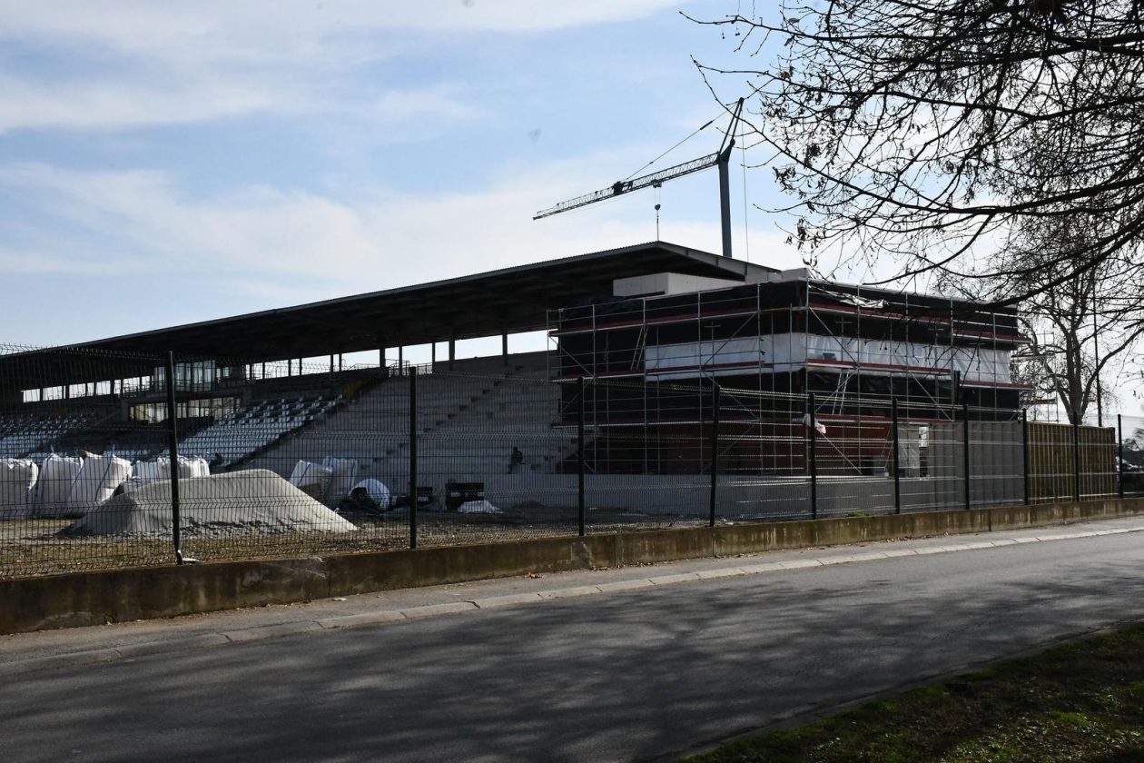 Radovi na južnoj tribini stadiona kraj save
