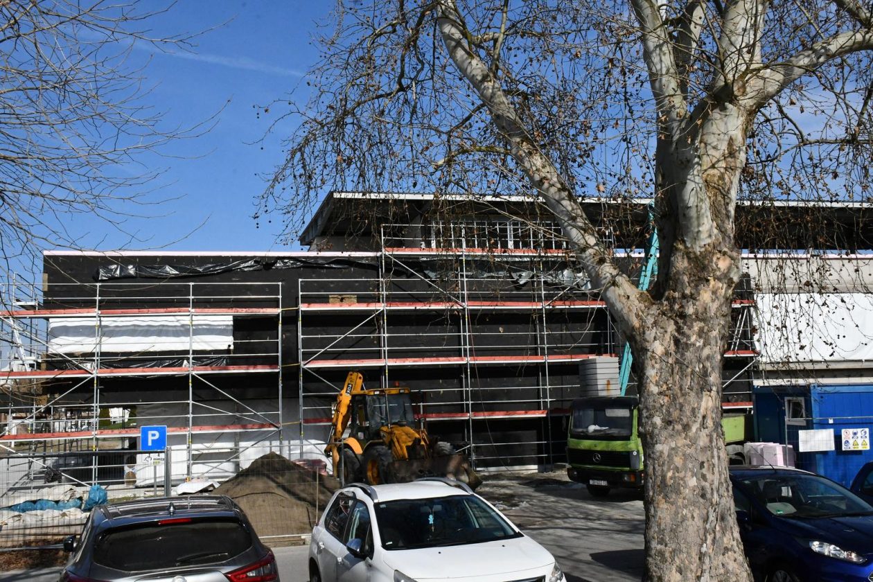 Radovi na južnoj tribini stadiona kraj save