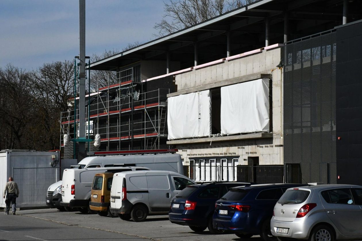 Radovi na južnoj tribini stadiona kraj save